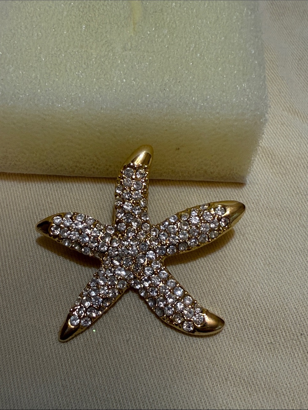 Gold Crystal Starfish Brooch/pendant- Elegant Women’s Jewelry